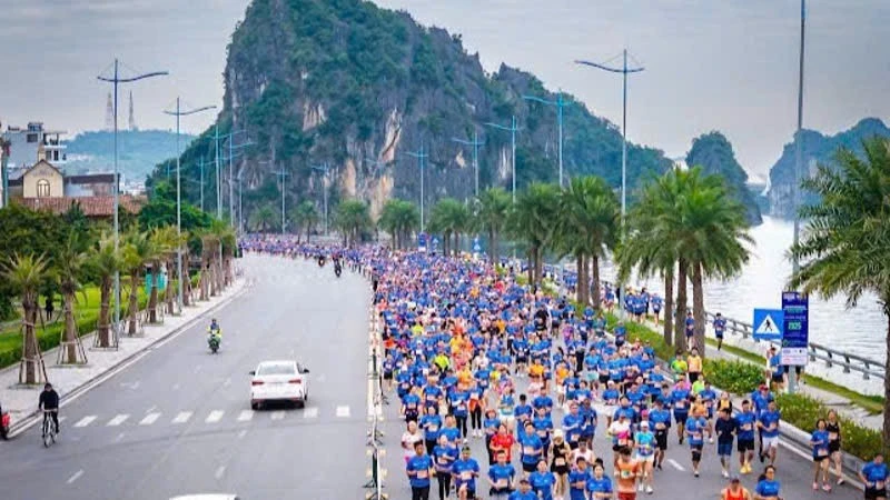 Gần 18.000 vận động viên tham gia Giải Marathon Quốc tế Di sản Hạ Long 2026 Gần 18.000 vận động viên tham gia Giải Marathon Quốc tế Di sản Hạ Long 2026