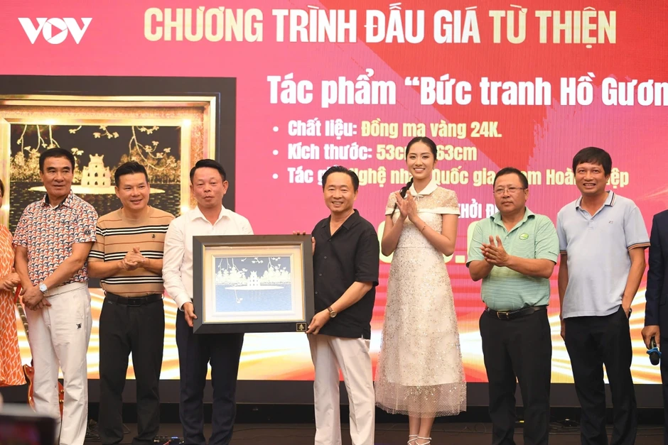 Golfer Lưu Ngọc Sáng vô địch Tiền Phong Golf Championship - Non sông một dải lần 2 Golfer Lưu Ngọc Sáng vô địch Tiền Phong Golf Championship - Non sông một dải lần 2