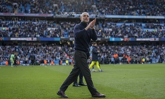 Guardiola: 'Arsenal vẫn giữ đỉnh bảng' - Báo TinVina