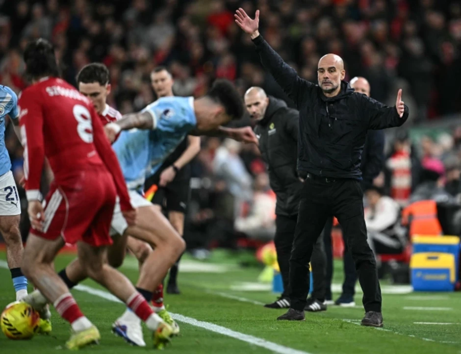 Guardiola được Man City dựng tượng và đặt tên cho khán đài - Báo TinVina