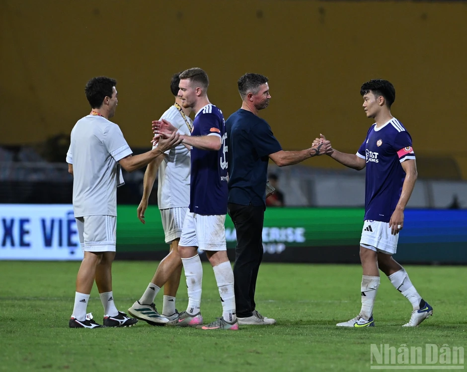 Hà Nội FC thắng trận derby Thủ đô, Công an Hà Nội mất ngôi đầu V.League Hà Nội FC thắng trận derby Thủ đô, Công an Hà Nội mất ngôi đầu V.League