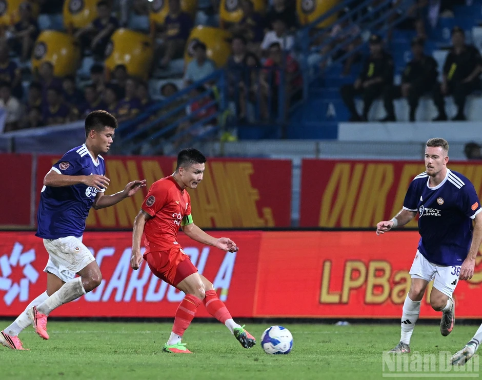 Hà Nội FC thắng trận derby Thủ đô, Công an Hà Nội mất ngôi đầu V.League Hà Nội FC thắng trận derby Thủ đô, Công an Hà Nội mất ngôi đầu V.League