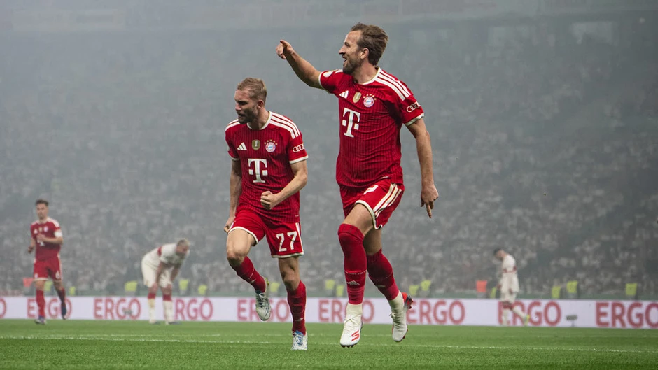 Harry Kane lập hat-trick, Bayern Munich hoàn tất cú đúp quốc nội Harry Kane lập hat-trick, Bayern Munich hoàn tất cú đúp quốc nội