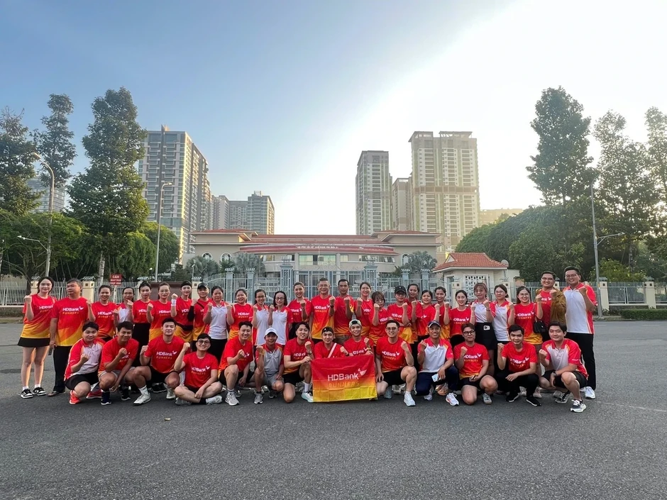 HDBank Runners và dấu ấn bền bỉ tại Tiền Phong Marathon 2026
