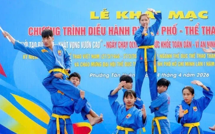 Hên lắm mới được thua… Tiến Minh, Vũ Thị Trang Hên lắm mới được thua… Tiến Minh, Vũ Thị Trang
