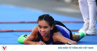 Hình ảnh xúc động nhất Tiền Phong Marathon 2026 gọi tên Ngọc Hoa