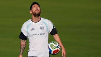 HLV Argentina: 'Cả thế giới chờ Messi ra sân ở World Cup 2026' - Báo TinVina