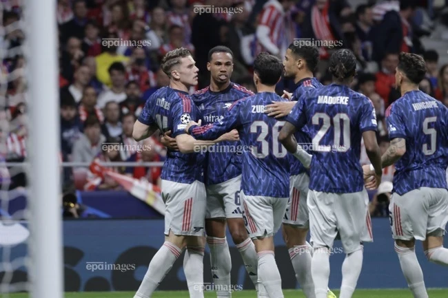 HLV Arteta: 'Trọng tài đã cướp chiến thắng của Arsenal' HLV Arteta: 'Trọng tài đã cướp chiến thắng của Arsenal'