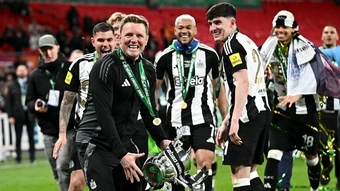 HLV Eddie Howe chia tay Newcastle - Báo TinVina