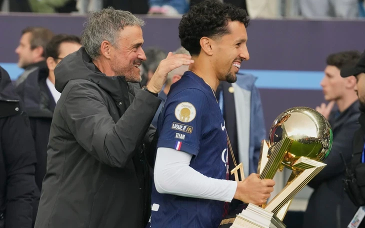 HLV Enrique ám chỉ PSG ở cửa trên so với Arsenal tại chung kết Champions League