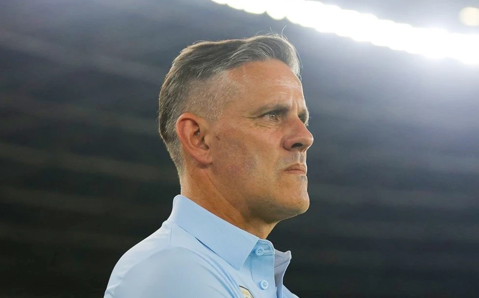 HLV John Herdman: Đội tuyển Singapore rất khó chịu, nhưng Indonesia sẽ giành chiến thắng HLV John Herdman: Đội tuyển Singapore rất khó chịu, nhưng Indonesia sẽ giành chiến thắng