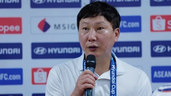 HLV Kim Sang-sik: 'Đình Bắc chưa làm tốt nhiệm vụ' - Báo TinVina