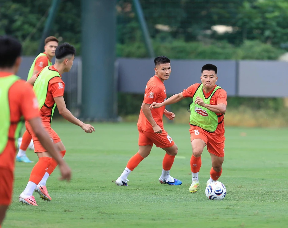 HLV Kim Sang-sik nhận thêm tổn thất lực lượng trước ASEAN Championship 2026 HLV Kim Sang-sik nhận thêm tổn thất lực lượng trước ASEAN Championship 2026