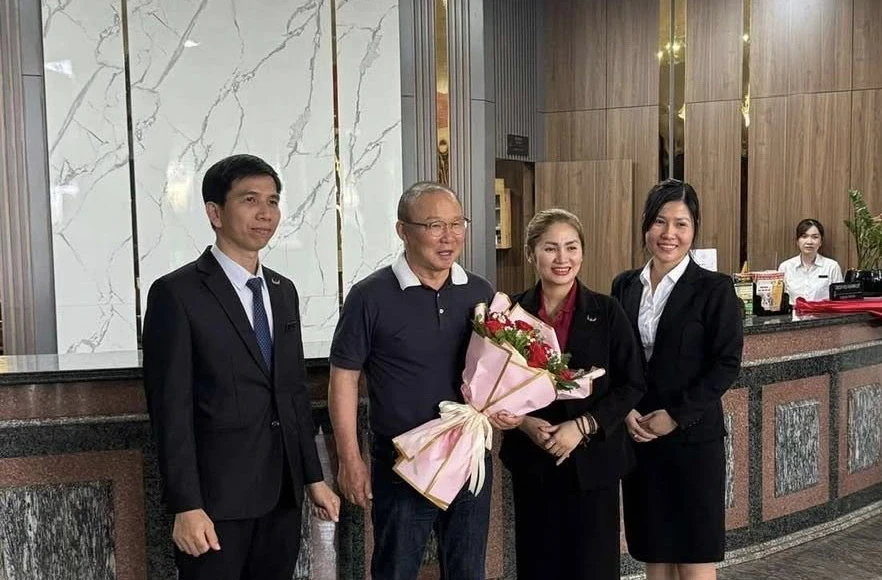 HLV Park Hang-seo xuất hiện ở Pleiku, chung kết giải quốc tế nóng rực HLV Park Hang-seo xuất hiện ở Pleiku, chung kết giải quốc tế nóng rực