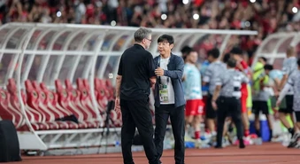 HLV Shin Tae-yong bất ngờ trở lại Indonesia