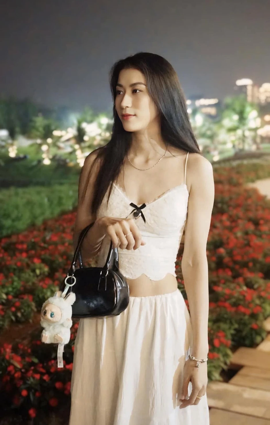 Hoa khôi bóng chuyền Kiều Trinh hạnh phúc bên bạn trai cao 1m92 Hoa khôi bóng chuyền Kiều Trinh hạnh phúc bên bạn trai cao 1m92