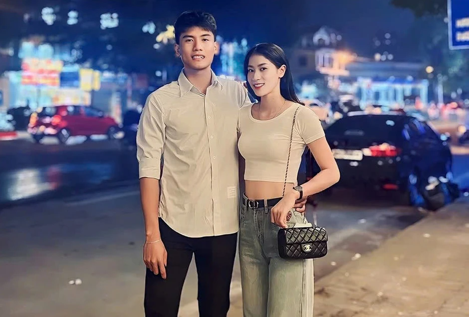 Hoa khôi bóng chuyền Kiều Trinh hạnh phúc bên bạn trai cao 1m92 Hoa khôi bóng chuyền Kiều Trinh hạnh phúc bên bạn trai cao 1m92