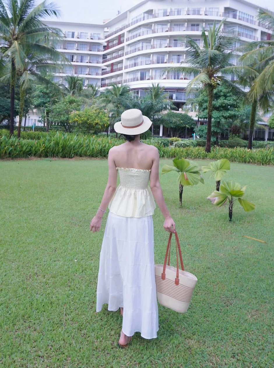 Hoa khôi bóng chuyền Kiều Trinh khoe ảnh cực xinh, chờ ngày tái xuất