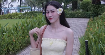 Hoa khôi bóng chuyền Kiều Trinh khoe ảnh cực xinh, chờ ngày tái xuất