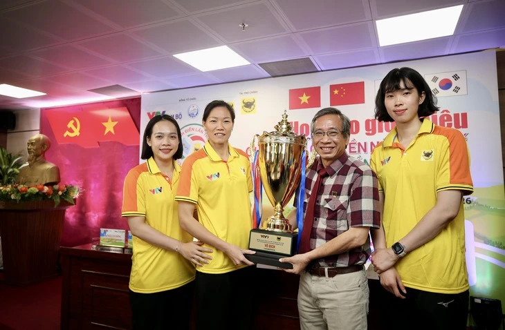 Hơn 1,2 tỉ đồng tiền thưởng tại Giải bóng chuyền nữ quốc tế Cúp VTV9 - Bình Điền