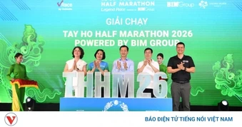 Hơn 10.000 vận động viên tranh tài ở Tay Ho Half Marathon 2026