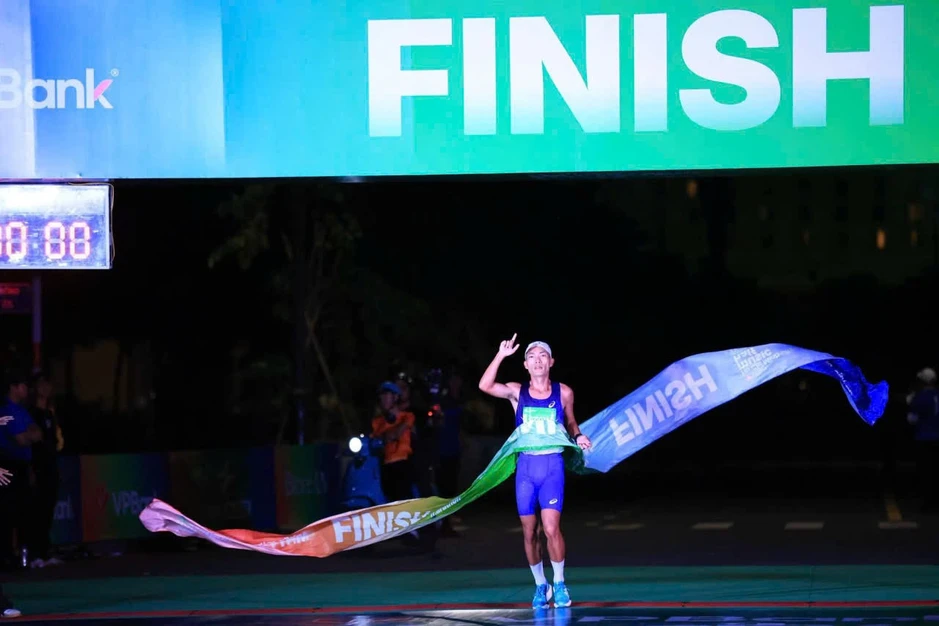 Hơn 10.500 runner bùng nổ khoảnh khắc tại VPBank Ho Chi Minh City Music Half Marathon 2026