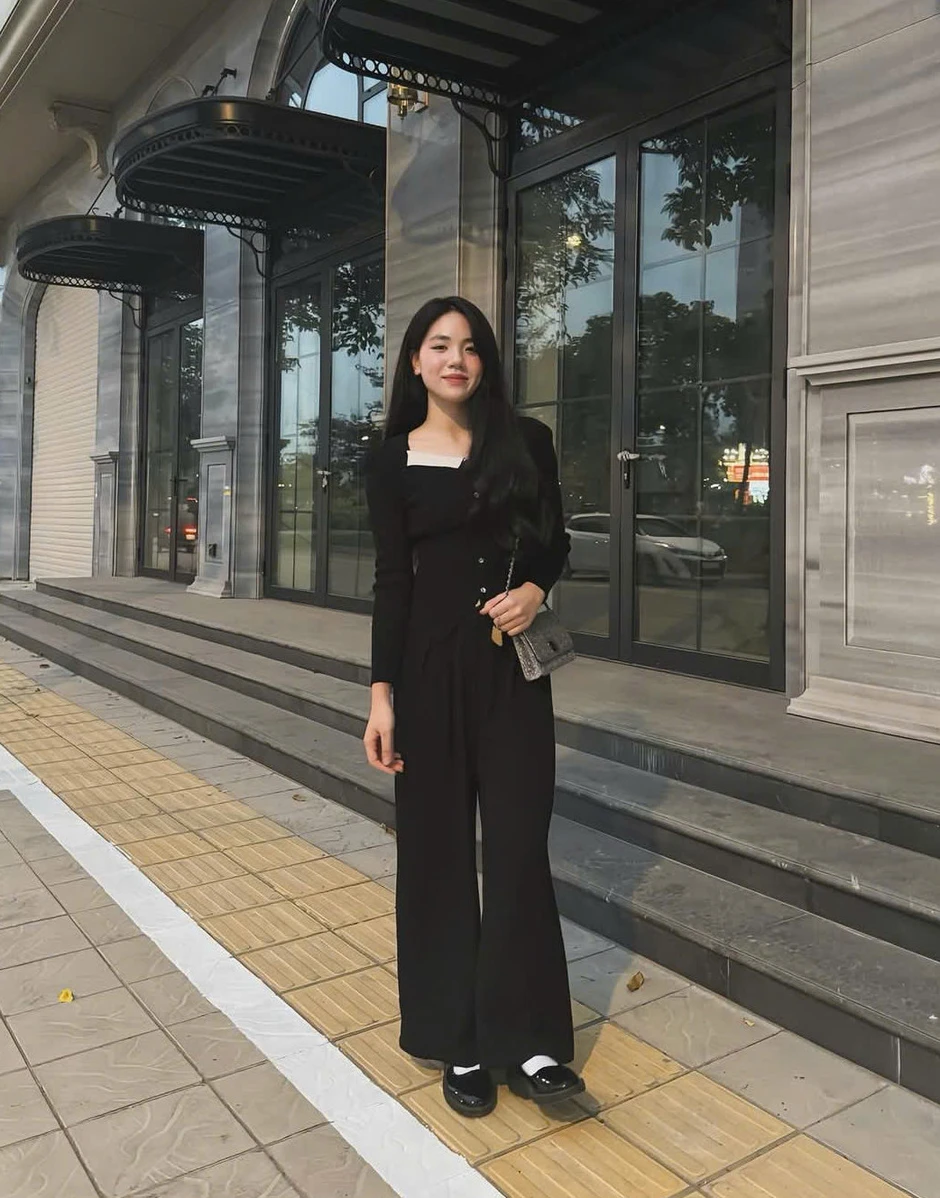 'Hotgirl' 17 tuổi Châm Anh gây sốt ở giải bóng chuyền Đông Nam Á 'Hotgirl' 17 tuổi Châm Anh gây sốt ở giải bóng chuyền Đông Nam Á