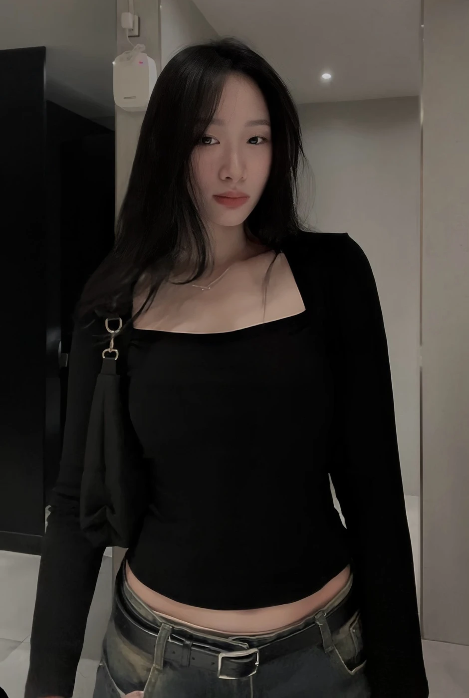 Hotgirl bóng chuyền cao 1m79 gây sốt ở giải VĐQG 2026