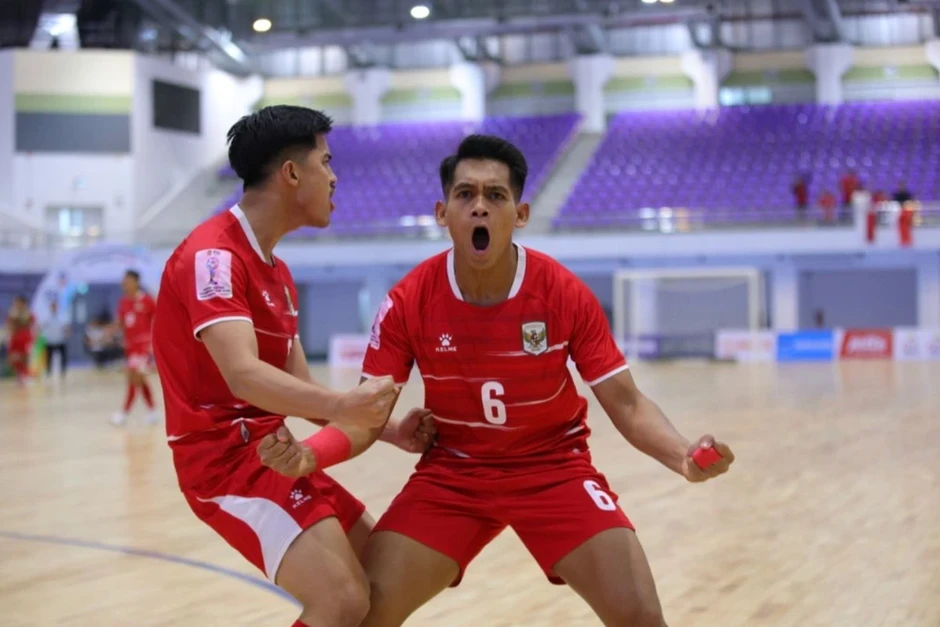 Indonesia hủy diệt vòng bảng, vào bán kết nghẹt thở với tuyển Việt Nam Indonesia hủy diệt vòng bảng, vào bán kết nghẹt thở với tuyển Việt Nam