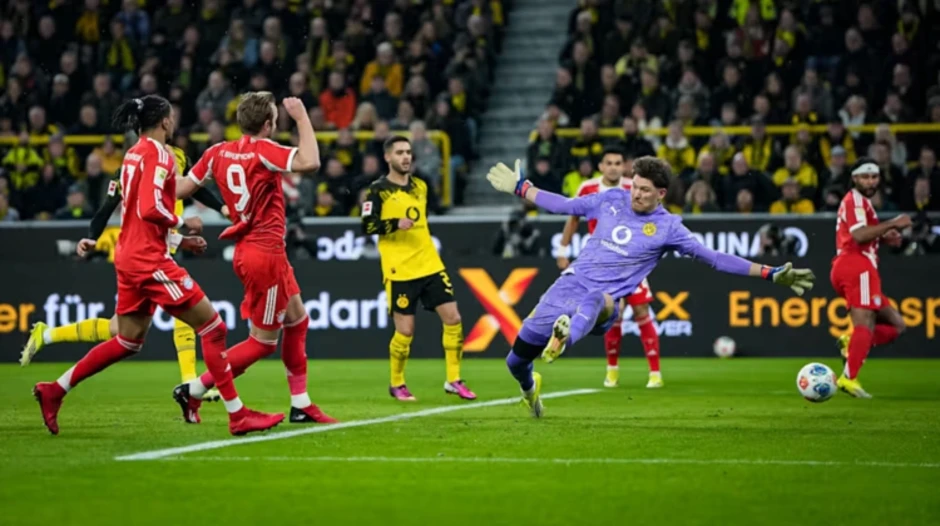 Kane giúp Bayern thắng nghẹt thở Dortmund Kane giúp Bayern thắng nghẹt thở Dortmund