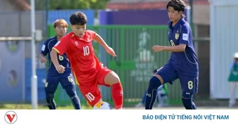 Kết quả bóng đá hôm nay 1/5: Ghi bàn phút bù giờ, U17 nữ Việt Nam hòa Thái Lan