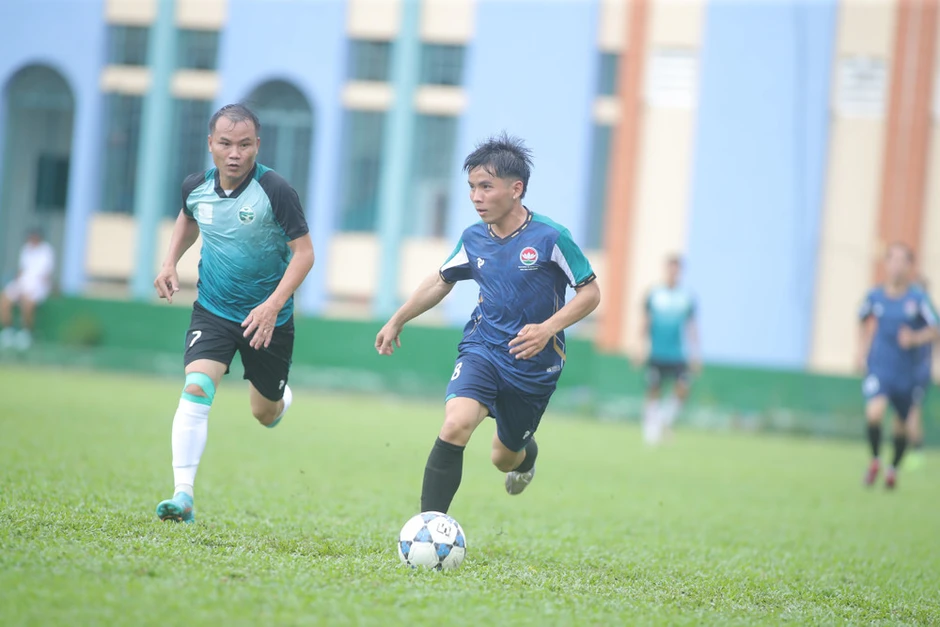 Khai mạc Giải bóng đá đồng hương Nghệ An khu vực phía nam lần 1 năm 2026 Khai mạc Giải bóng đá đồng hương Nghệ An khu vực phía nam lần 1 năm 2026