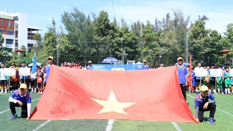 Khánh Hòa khai mạc Football Festival U9, U11, U13 Việt Nam quy tụ gần 1.000 cầu thủ nhí Khánh Hòa khai mạc Football Festival U9, U11, U13 Việt Nam quy tụ gần 1.000 cầu thủ nhí