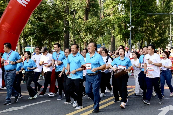 Khoảnh khắc hấp dẫn ở Ngày chạy Olympic vì sức khỏe toàn dân Khoảnh khắc hấp dẫn ở Ngày chạy Olympic vì sức khỏe toàn dân