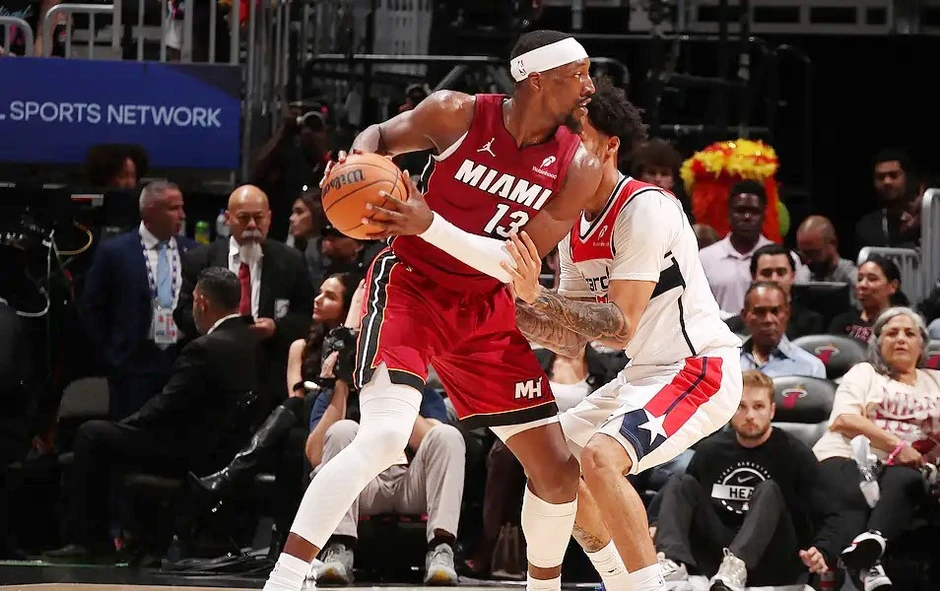 Khủng khiếp: Cầu thủ ghi... 83 điểm trong một trận đấu ở NBA Khủng khiếp: Cầu thủ ghi... 83 điểm trong một trận đấu ở NBA