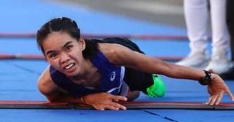 Kiệt sức khi chạy marathon về đích: Ngọc Hoa có phải là cá biệt?