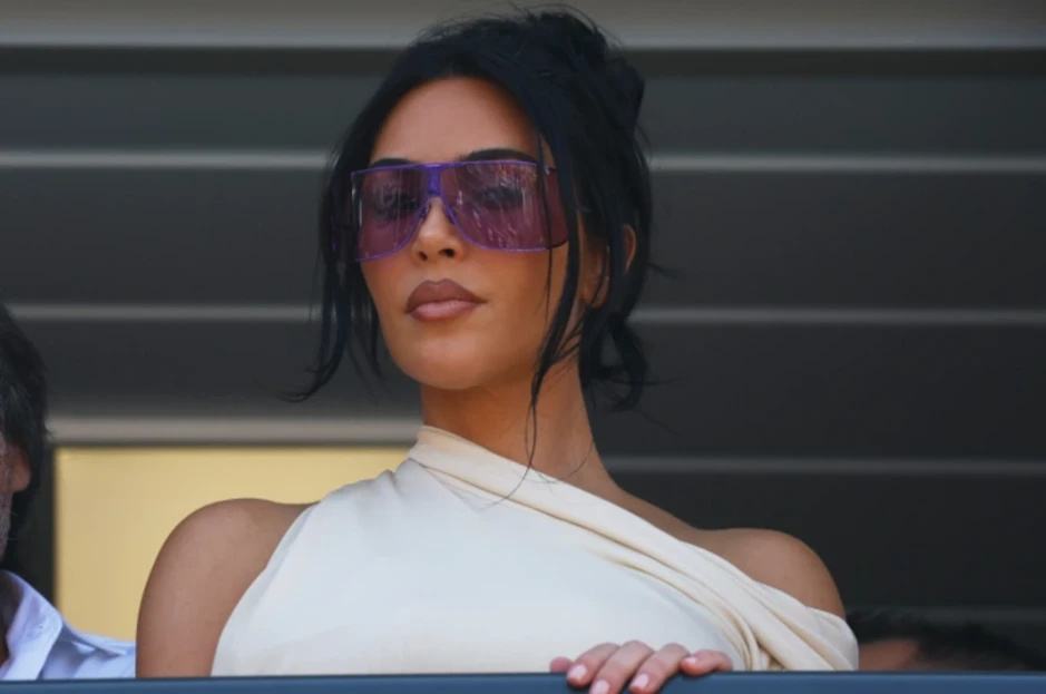 Kim Kardashian gây tranh cãi tại Grand Prix Monaco Kim Kardashian gây tranh cãi tại Grand Prix Monaco