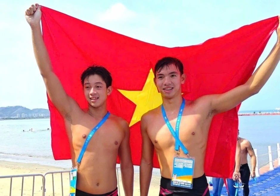 Kình ngư Huy Hoàng giành HC bạc châu Á Kình ngư Huy Hoàng giành HC bạc châu Á