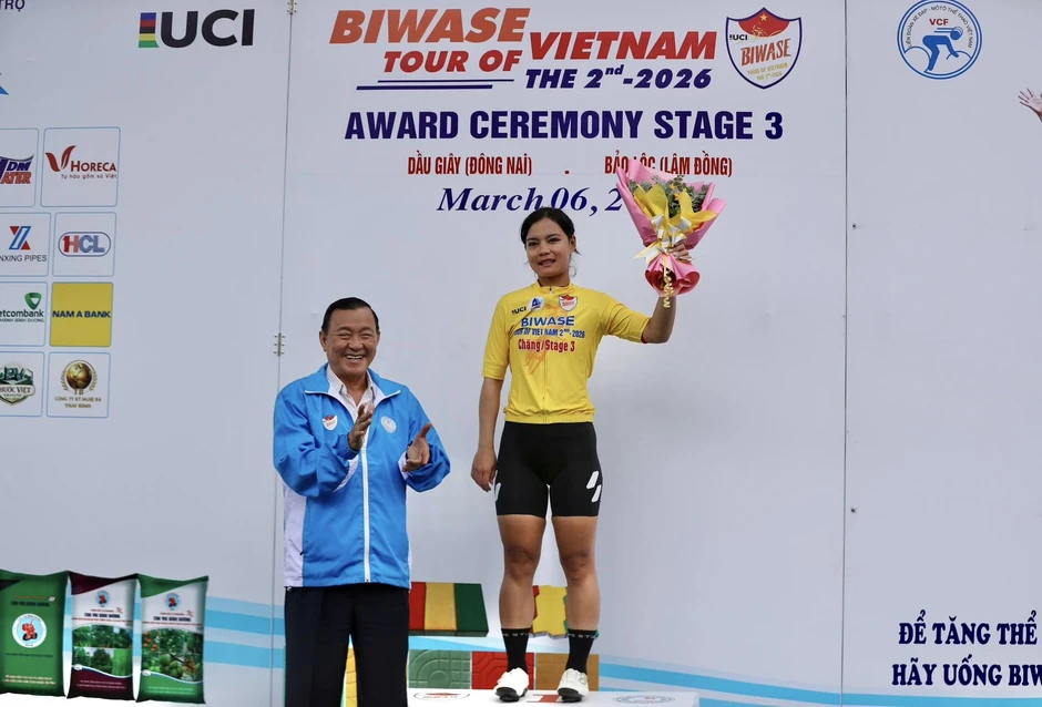 Komina Marina giành Áo chấm đỏ sau chặng 3 Biwase Tour of Vietnam 2026