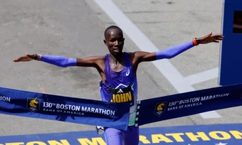 Kỷ lục Boston Marathon bị phá sau 15 năm - Báo TinVina