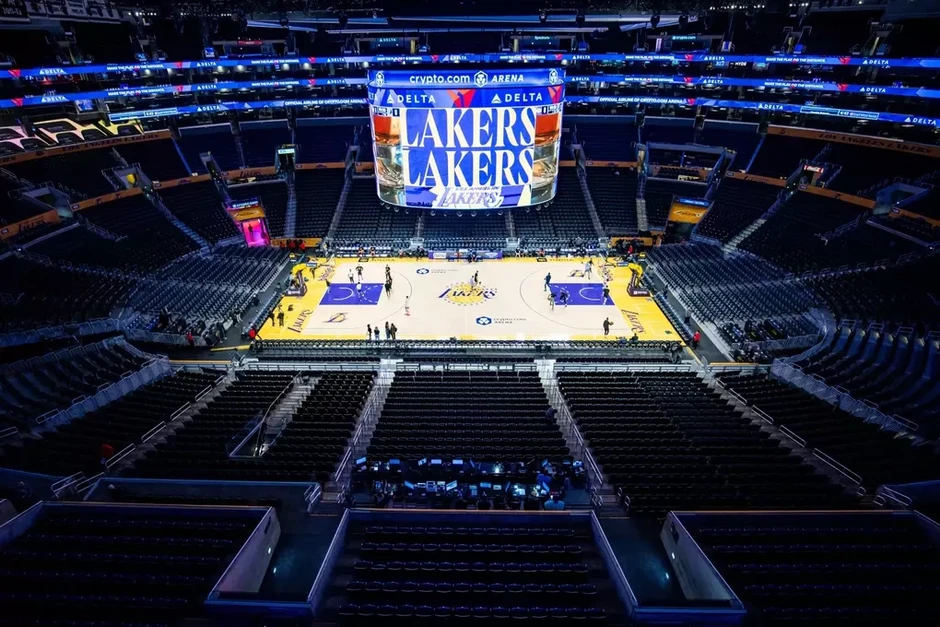 LA Lakers được bán với giá kỷ lục 12,5 tỷ USD LA Lakers được bán với giá kỷ lục 12,5 tỷ USD