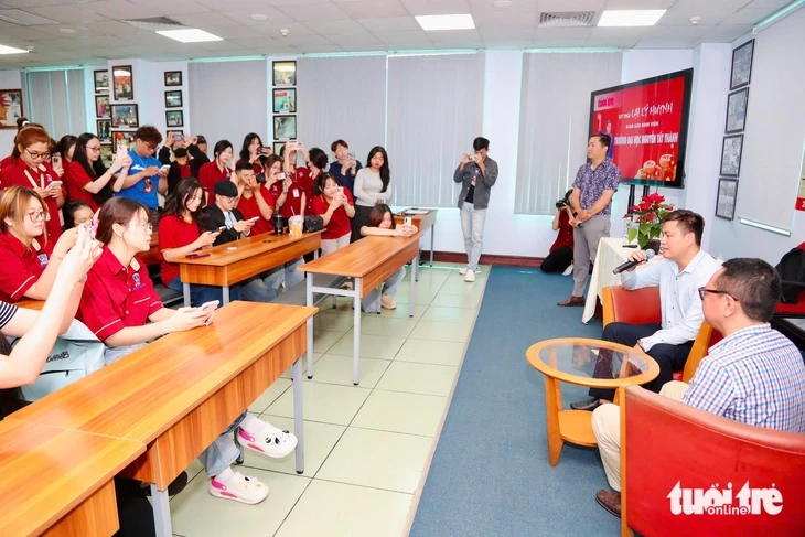 Lại Lý Huynh: 'Nếu không là kỳ thủ, tôi sẽ là doanh nhân thích cờ tướng' Lại Lý Huynh: 'Nếu không là kỳ thủ, tôi sẽ là doanh nhân thích cờ tướng'