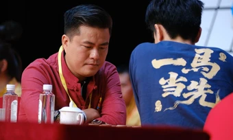 Lại Lý Huynh về nhì siêu giải Ngũ Dương