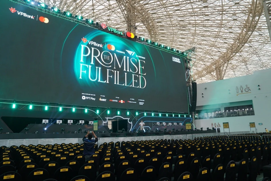 LCK Roadshow lần đầu tới Việt Nam: Hé lộ không gian 'thánh đường' lễ hội eSports quốc tế LCK Roadshow lần đầu tới Việt Nam: Hé lộ không gian 'thánh đường' lễ hội eSports quốc tế