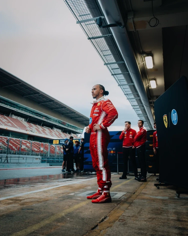 Lewis Hamilton nghỉ đua F1, tuyển Jamaica mở cơ hội dự Olympic Mùa đông?