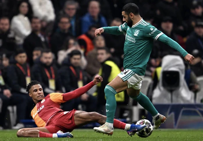Liverpool lại thua sốc ở Thổ Nhĩ Kỳ, Galatasaray bay bổng với "Super Mario" Liverpool lại thua sốc ở Thổ Nhĩ Kỳ, Galatasaray bay bổng với "Super Mario"