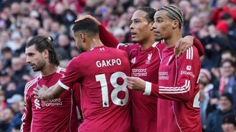Liverpool lập kỷ lục từ bóng cố định - Báo TinVina