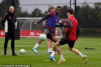Liverpool nhận một cú sốc lớn trước trận đấu với MU
