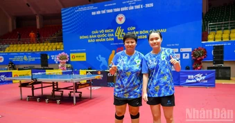 Mỹ Trang - Bảo Trân lên ngôi vô địch đôi nữ sau trận chung kết nội bộ