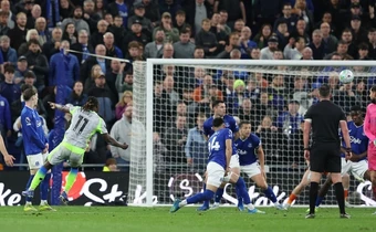 Man City sảy chân trong cuộc đua vô địch Ngoại hạng Anh - Báo TinVina